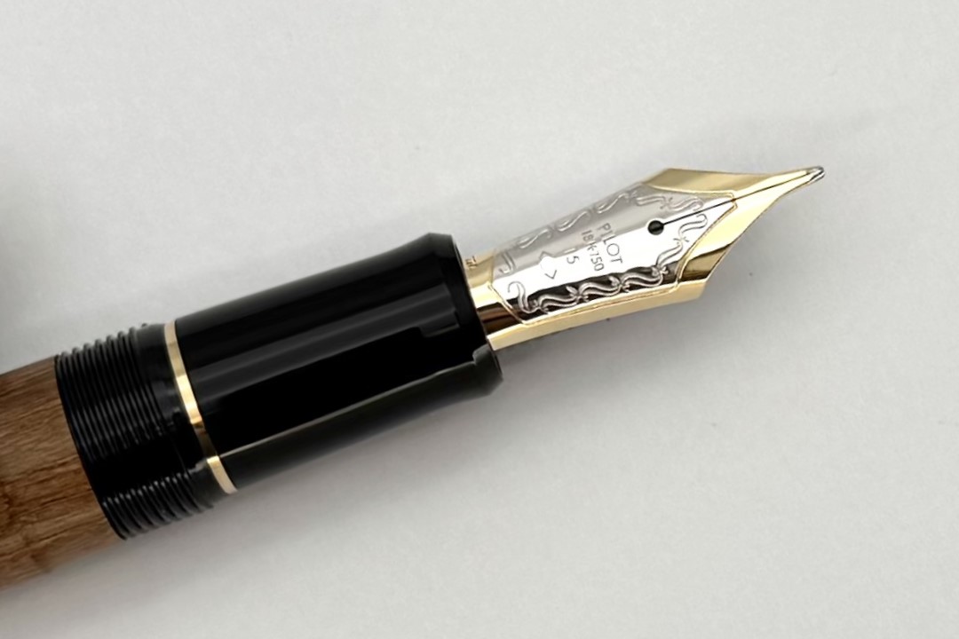 PilotCustomEnjuWoodFP_J